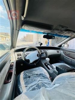 تويوتا أفالون